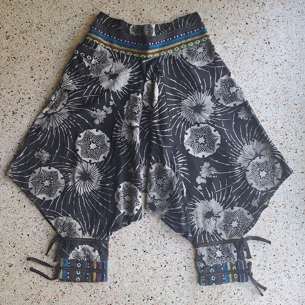Amonchai Genie‎ Aladdin Harem Pants
